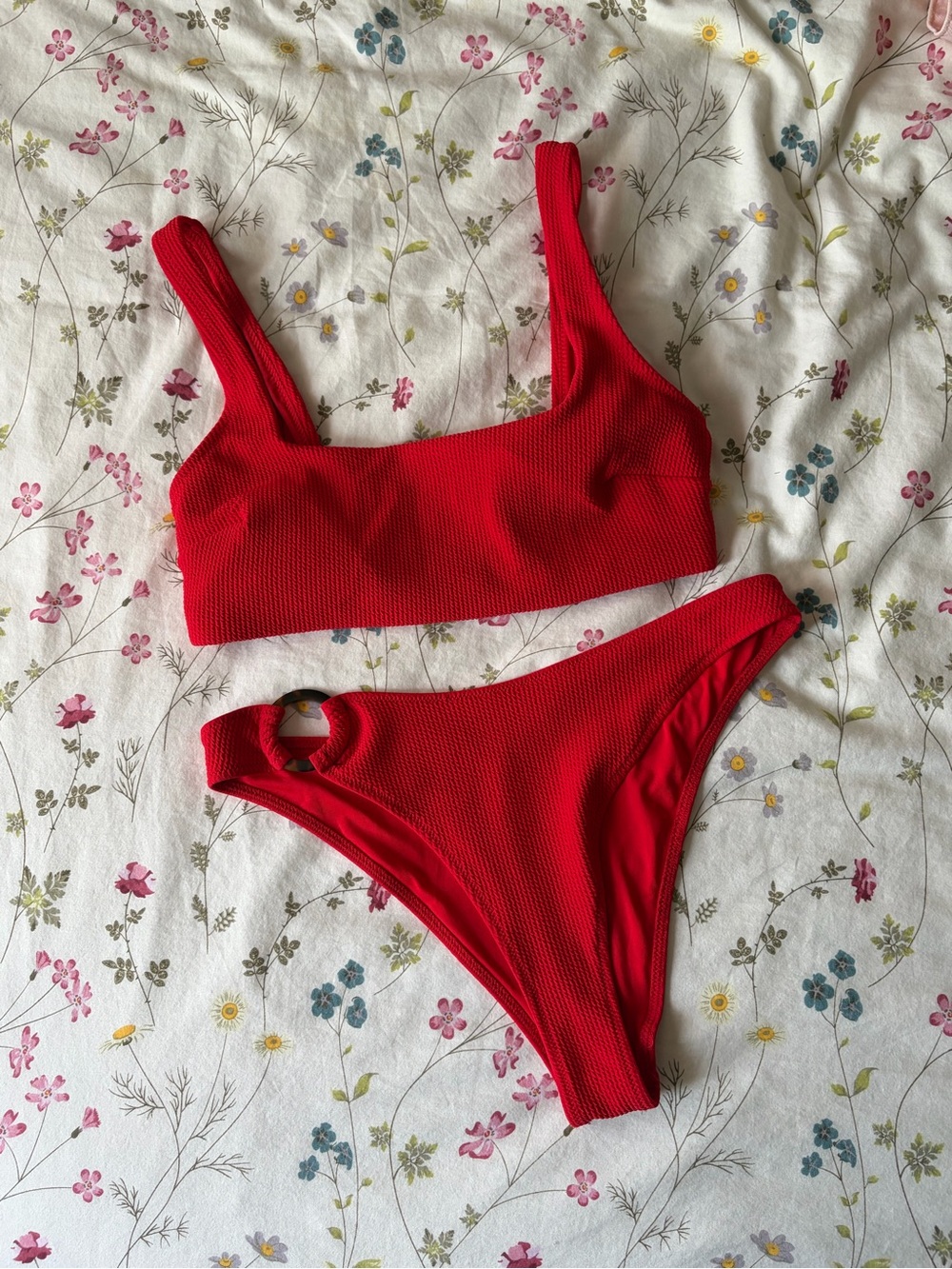 H&M Red Ribbed Bikini Set with Ring Detail